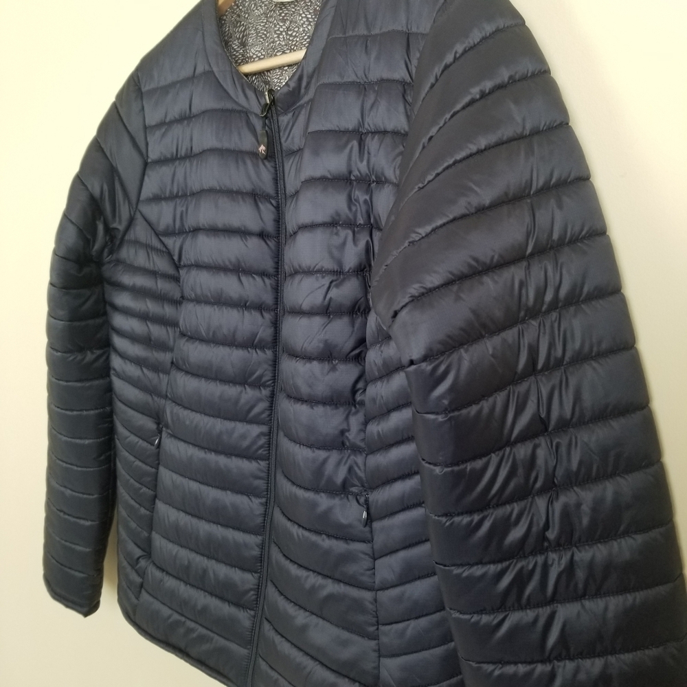 Orvis Lightweight Puffer Jacket Medium - image 2